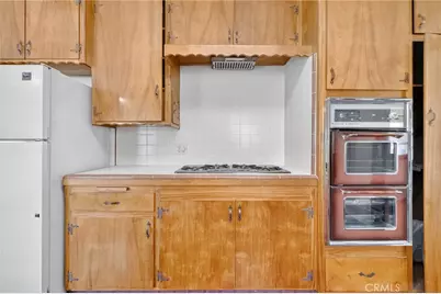 9470 9472 Foster, Bellflower, CA 90706 - Photo 9