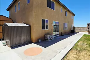 13736 Lark Ct, Victorville, CA 92394 - Photo 33