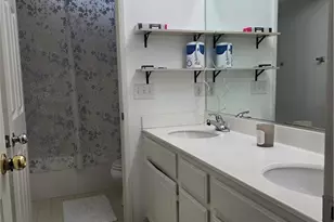 13736 Lark Ct, Victorville, CA 92394 - Photo 21