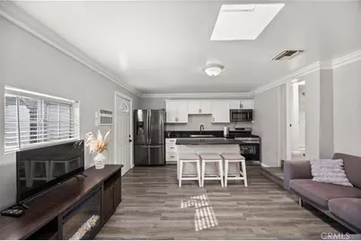 11213 Haskell Avenue, Granada Hills, CA 91344 - Photo 29