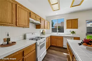 13549 Winewood, Victorville, CA 92392 - Photo 17