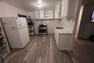 1715 E 70th, Los Angeles, CA 90001 - Photo 9