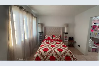 1715 E 70th, Los Angeles, CA 90001 - Photo 3