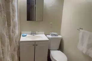 1715 E 70th, Los Angeles, CA 90001 - Photo 5