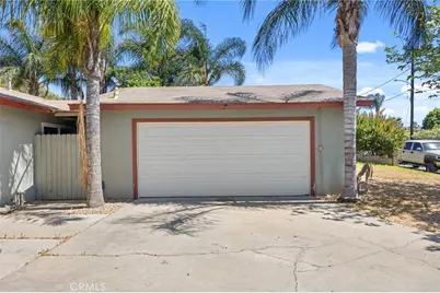10937 Desert Sand Avenue, Riverside, CA 92505 - Photo 5
