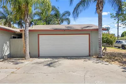 10937 Desert Sand Avenue, Riverside, CA 92505 - Photo 5