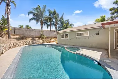 10937 Desert Sand Avenue, Riverside, CA 92505 - Photo 29