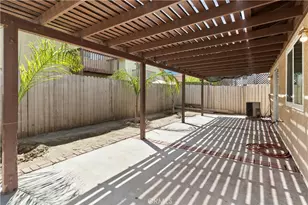 1529 Apple Creek, Perris, CA 92571 - Photo 17