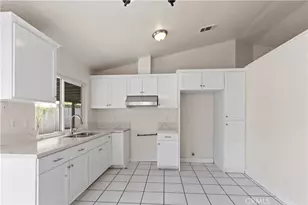 1529 Apple Creek, Perris, CA 92571 - Photo 7