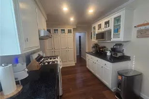10613 Shellyfield, Downey, CA 90241 - Photo 9