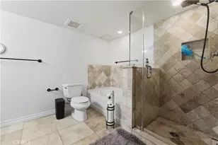 4733 Elmwood Ave, Los Angeles, CA 90004 - Photo 31