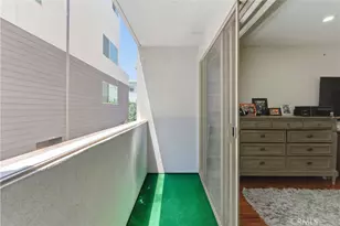 4733 Elmwood Ave, Los Angeles, CA 90004 - Photo 29