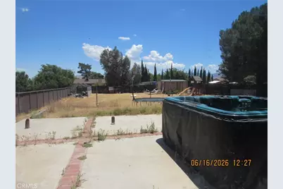 7183 Via Flores, Hesperia, CA 92345 - Photo 9