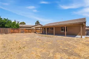 13777 Clear Valley Rd, Victorville, CA 92392 - Photo 7