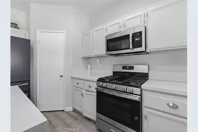 13777 Clear Valley Rd, Victorville, CA 92392 - Photo 3