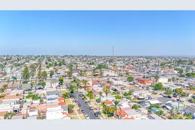 761 W 103rd, Los Angeles, CA 90044 - Photo 57
