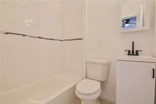 761 W 103rd, Los Angeles, CA 90044 - Photo 19