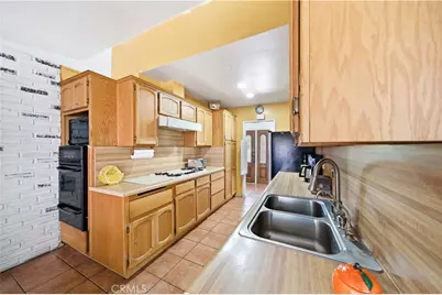 10007 Bogardus Avenue, Whittier, CA 90603 - Photo 11
