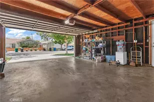 2874 N Heather Rd, Long Beach, CA 90815 - Photo 37