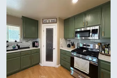 16307 Sholic, Victorville, CA 92395 - Photo 9