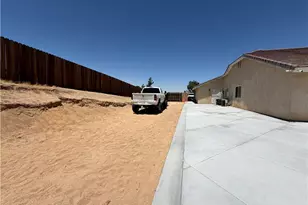 16307 Sholic, Victorville, CA 92395 - Photo 19