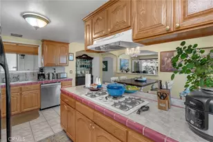 17509 Balfern Ave, Bellflower, CA 90706 - Photo 23