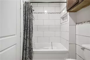 4017 Santa Ana, Huntington Park, CA 90255 - Photo 37