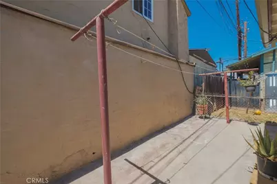 931 - 933 S La Verne Ave, Los Angeles, CA 90022 - Photo 41