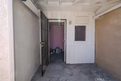 931 - 933 S La Verne Ave, Los Angeles, CA 90022 - Photo 39