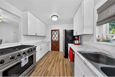 1695 James Place, Pomona, CA 91767 - Photo 9