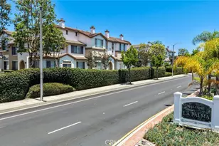 4560 Montecito Dr, La Palma, CA 90623 - Photo 27