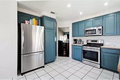 4043 E Avenue R12, Palmdale, CA 93552 - Photo 13