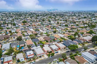1301 W 56th Street, Los Angeles, CA 90037 - Photo 37