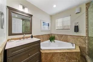 1301 W 56th St, Los Angeles, CA 90037 - Photo 17