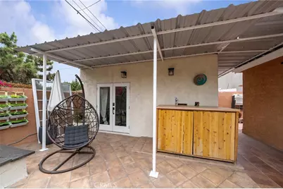 1301 W 56th Street, Los Angeles, CA 90037 - Photo 25