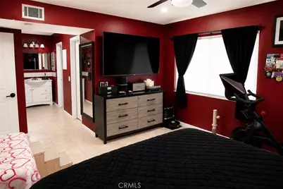 33 Town and Country, Pomona, CA 91766 - Photo 9