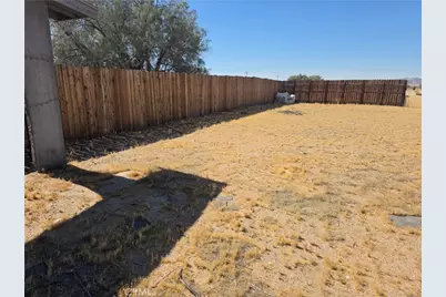 39070 Yucca, Newberry Springs, CA 92398 - Photo 13