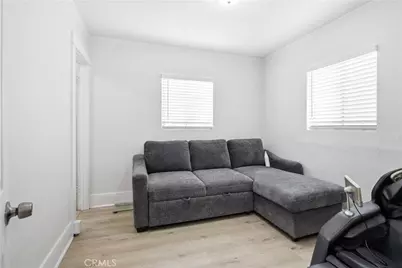 5964 S Halldale, Los Angeles, CA 90047 - Photo 27