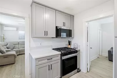 5964 S Halldale, Los Angeles, CA 90047 - Photo 13