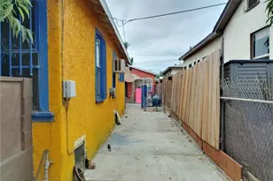 907 N Mott St, Los Angeles, CA 90033 - Photo 3