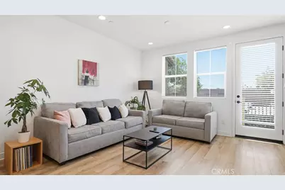 2560 Valentina, Commerce, CA 90040 - Photo 15