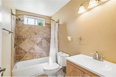 17316 Hawthorne Avenue, Fontana, CA 92335 - Photo 43