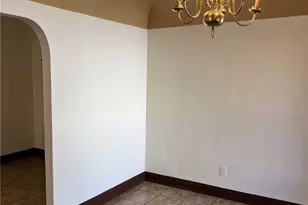 7017 Wilson Ave, Los Angeles, CA 90001 - Photo 11