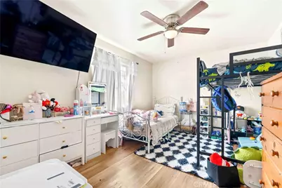 329 E 82nd, Los Angeles, CA 90003 - Photo 7