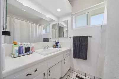 194 Monroe Avenue, Pomona, CA 91767 - Photo 29