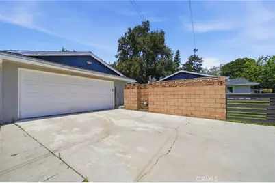 194 Monroe Avenue, Pomona, CA 91767 - Photo 43