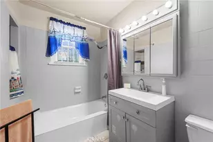428 S Hoover St, Los Angeles, CA 90020 - Photo 25
