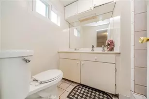 918 S Oak St, Inglewood, CA 90301 - Photo 9