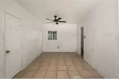 1330 E 33rd, Los Angeles, CA 90011 - Photo 27