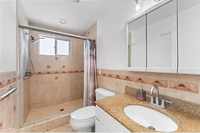 10031 San Antonio, South Gate, CA 90280 - Photo 13